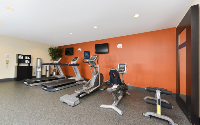 Hampton Inn Yorkville