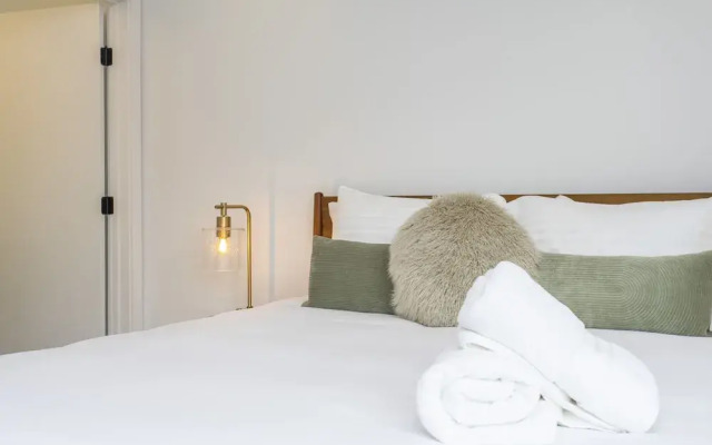 Inventors' Loft - Relax/explore/play - Sleeps 10!