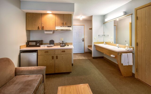 Red Lion Inn and Suites Seaside