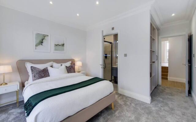 Captivating 2-bed Apartment in North London