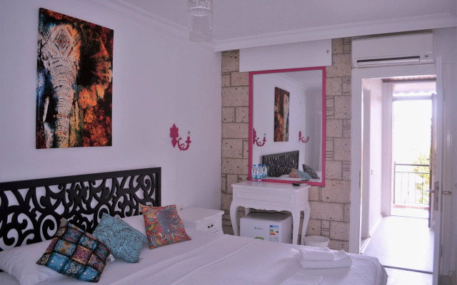 Alacati Yamac Evi Butik Otel