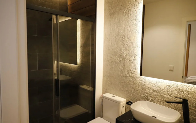 Medina Homes Puente Romano
