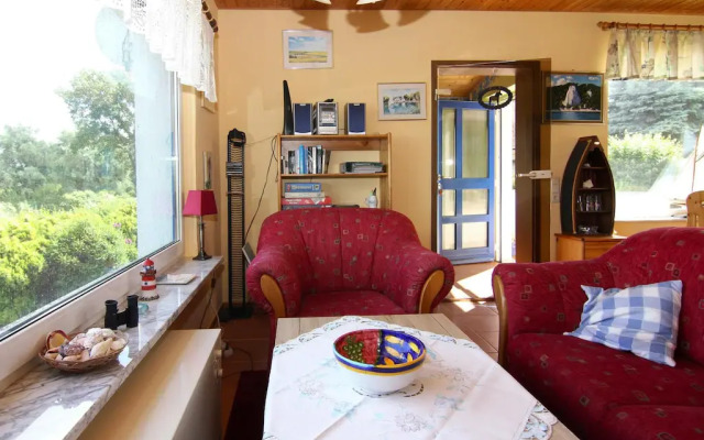 Holiday House, Barth