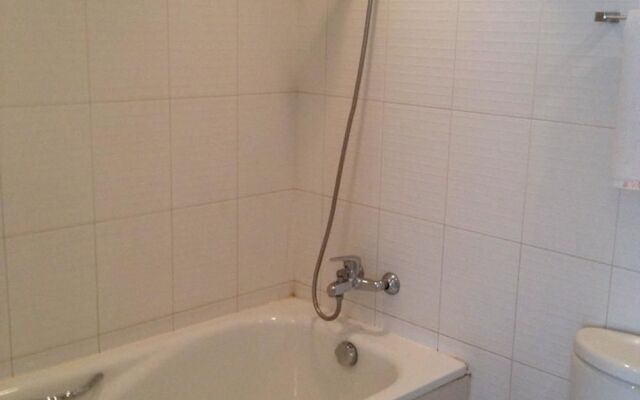 Beijing Guoji Apartment Hotel