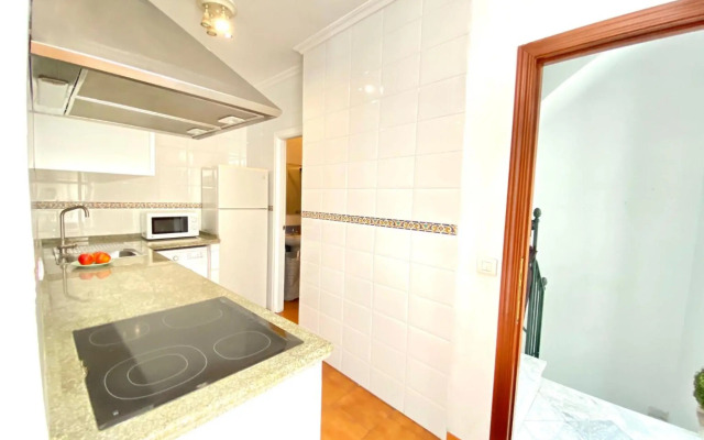 Comfortable studio old town, parking optional