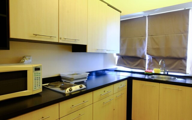 Modern Look 3Br At Apartment Braga City Walk