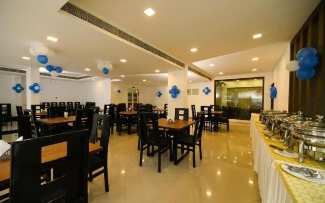 Glitz Inn