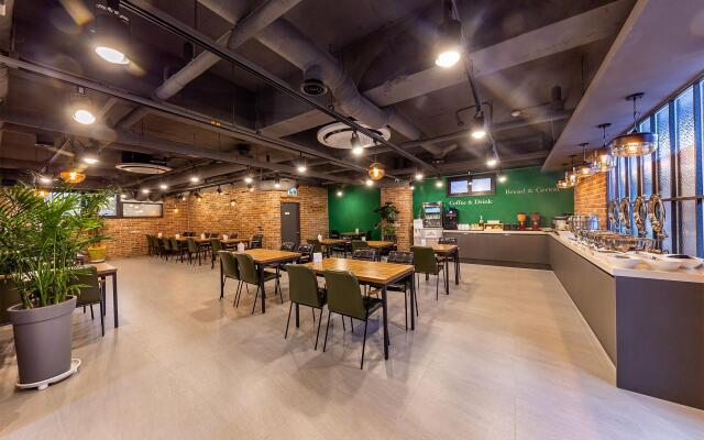 Daesan Business Hotel ZIP