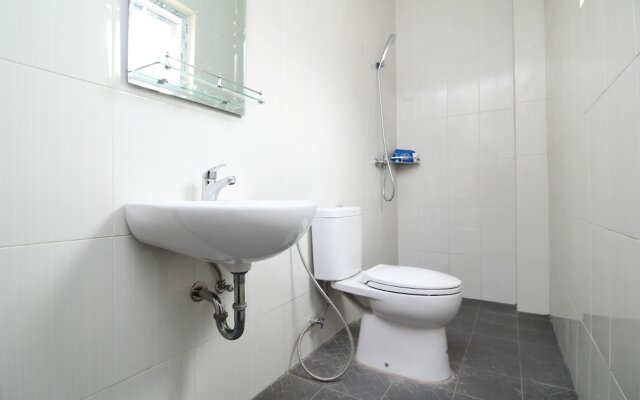 Airy Medan Kota MT Haryono Surabaya 2