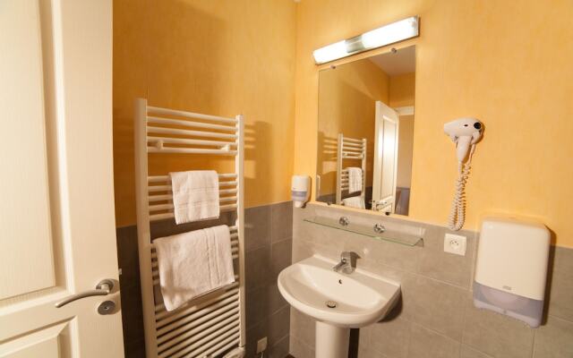 Brit Hotel Lannion - Perros Guirec