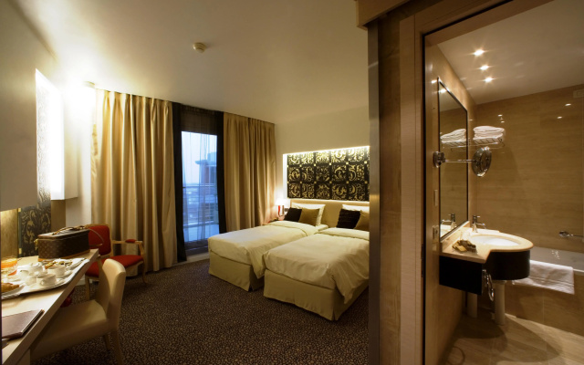 Antony Palace Hotel