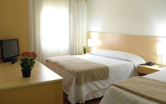 El Shadai Park Hotel