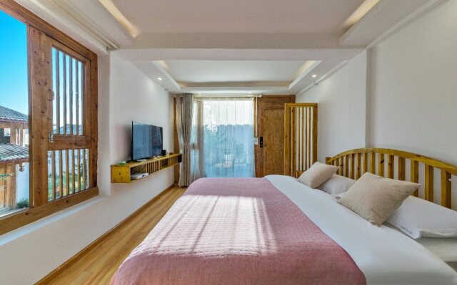 Lijiang Village House