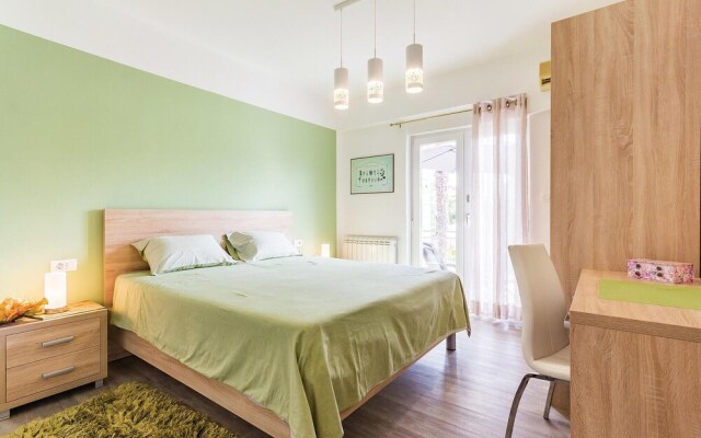 Nice Home in Medulin With Wifi and 3 Bedrooms