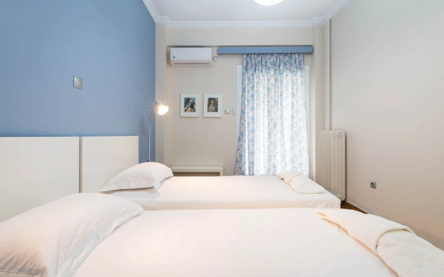 Three Bedrooms Apartment Under Acropolis