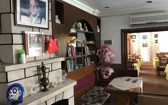 Hotel Karyatit Kaleiçi