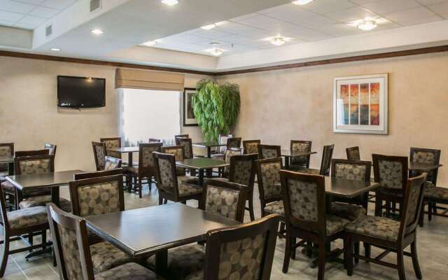 Sleep Inn & Suites Highway 290/NW Freeway