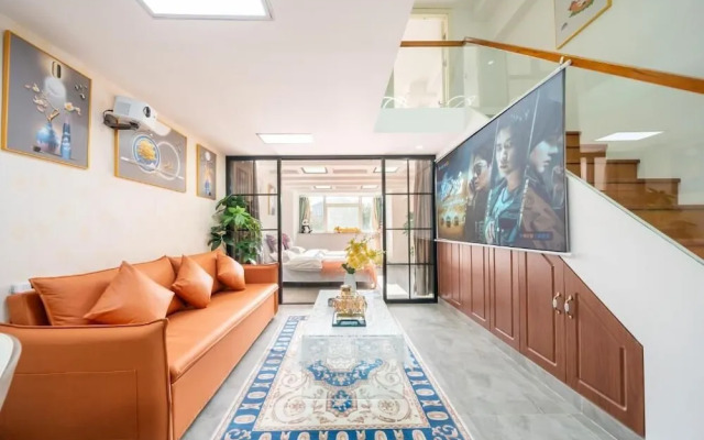 Shanghai Hills & Freshly Home Loft Retreat near NECC