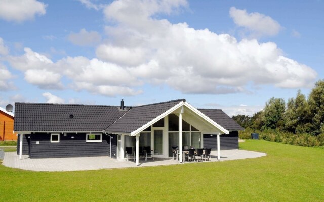 Peaceful Holiday Home in Hemmet Denmark With Fireplace