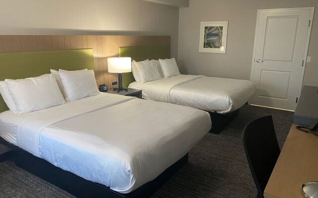 Country Inn & Suites by Radisson, Vallejo Napa Valley, CA