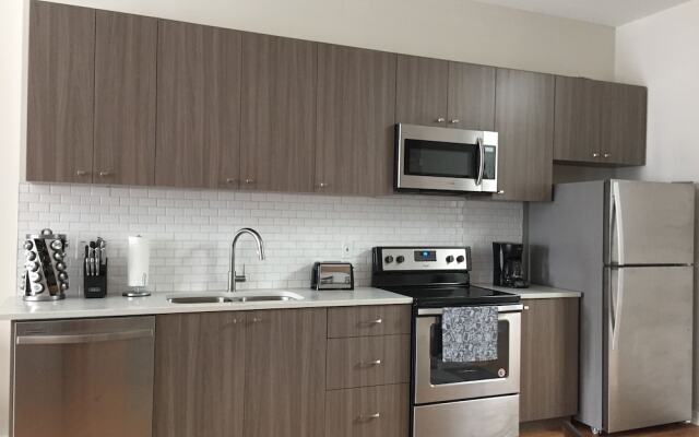 Cityscape I Sleeps 8