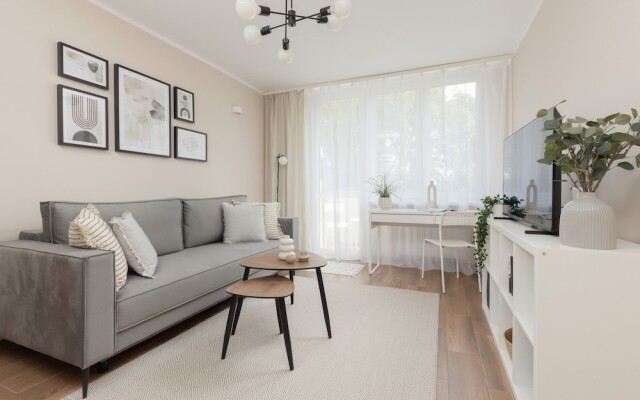 Apartament Miedzynarodowa by Renters