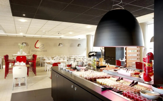 Hôtel Restaurant Campanile Paris 19 - La Villette