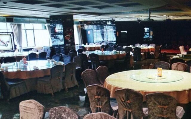 Shihezi Hotel