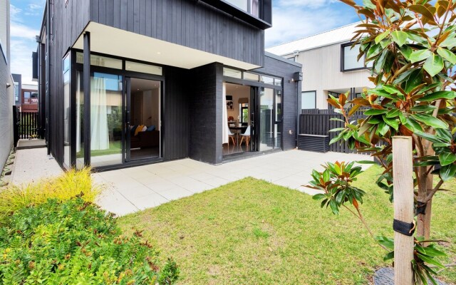 Wonderful Hobsonville Three Bedroom Home