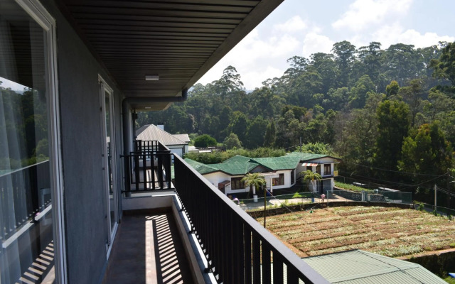 The Edge Luxury Apartment