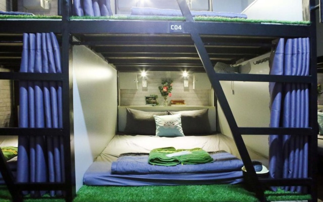 Tan Son Nhat Airport Hostel - 3A Lam Son, Ward 2, Tan Binh District – Guest Rooms – Ho Chi Minh City