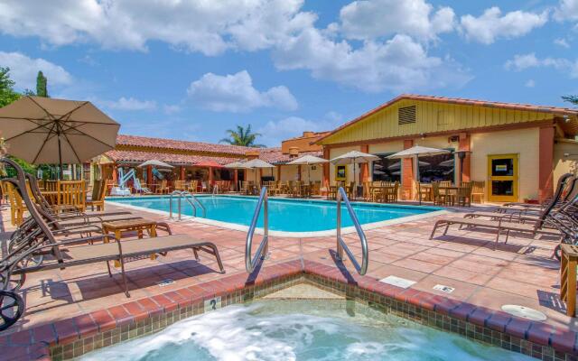 Inn Marin and Suites, an Ascend Collection Hotel