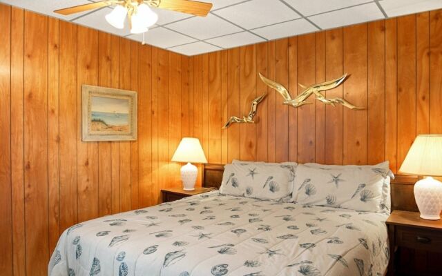 Island 26 2 Bedroom Condo