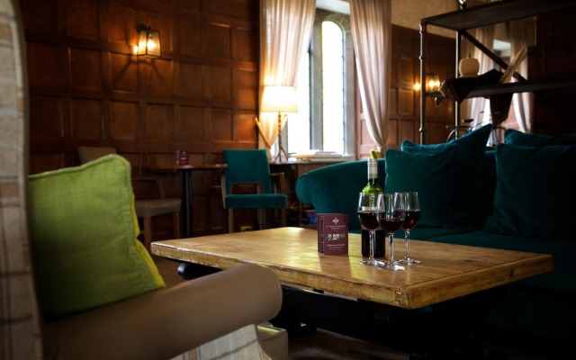 Stonehouse Court Hotel
