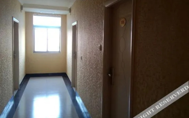 Luoyang yadu Express Hotel
