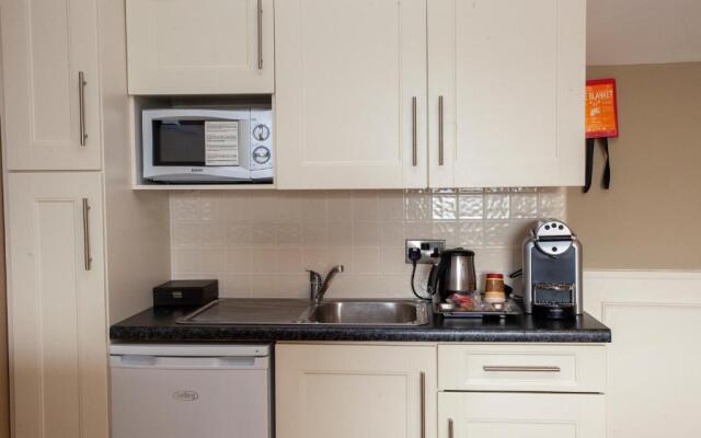 Strandhill Lodge and Suites