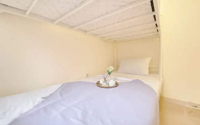 Relaxing And Cozy 2Br At Meikarta Apartment