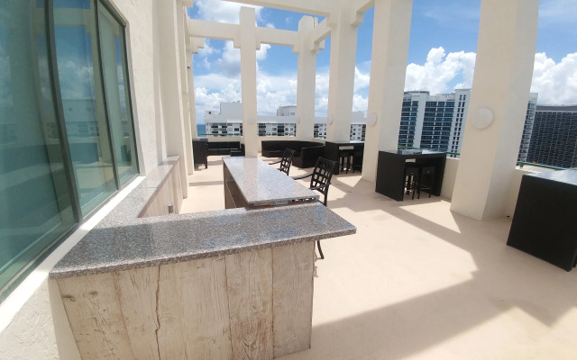 Casablanca on The Ocean West Tower