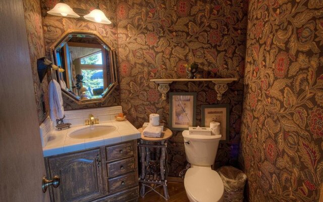 Heavenly Tree House at Lake Tahoe by RedAwning