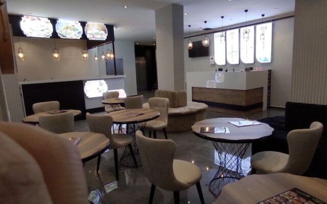 Acar Airport Hotel Plus