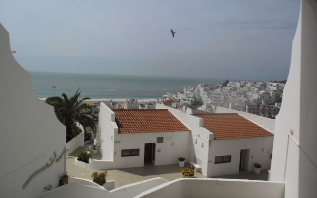 Albufeira Sea View by Rentals in Algarve (51)