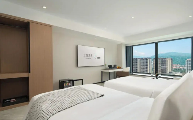 ECHIC Mercure (Guangzhou Baoneng Performing Arts Center Luogang Wanda Plaza)