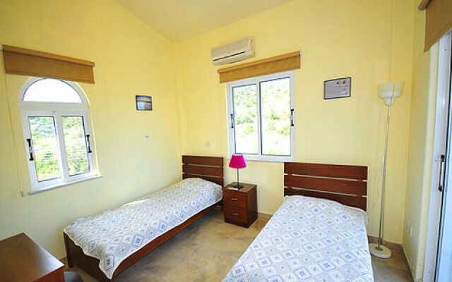 Z & X Holiday Villas - Pomos Area