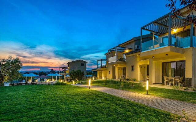 Miroes Suites