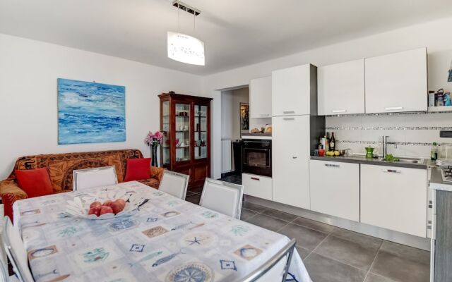 Gorgeous Apartment in Cipressa With Terrace