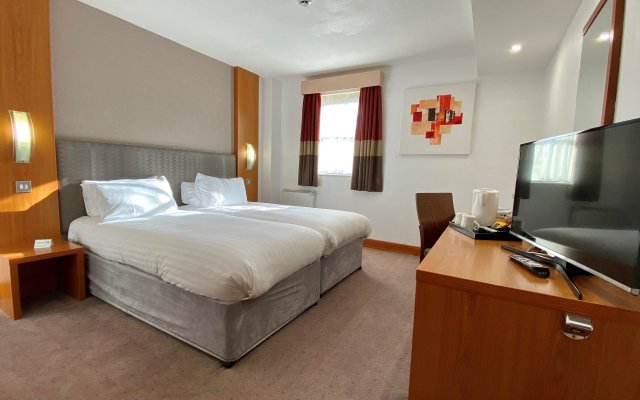 Holiday Inn Manchester-Central Park, an IHG Hotel