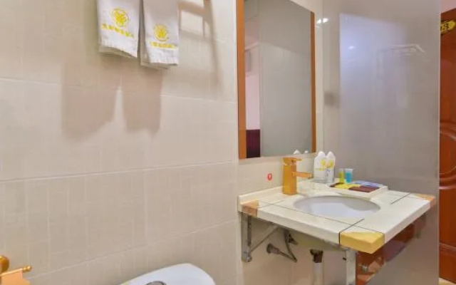 Jiuyuan Business Hotel – Bathroom – Zhuhai