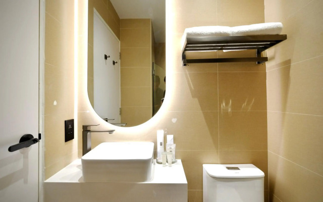 Rest Bugis Hotel
