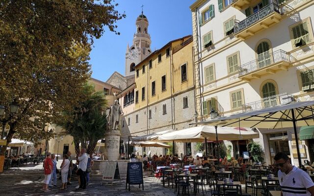 Holiday Spazio Blu Ghibli in Sanremo - CasaViva