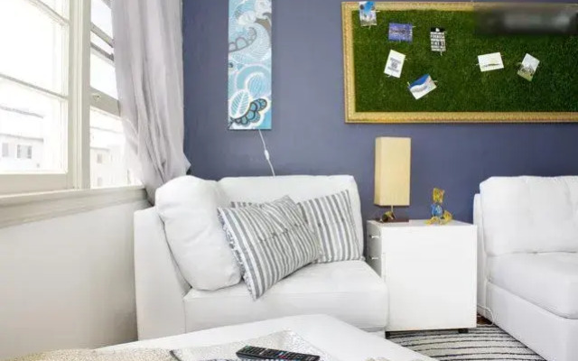 The Melrose Suites
